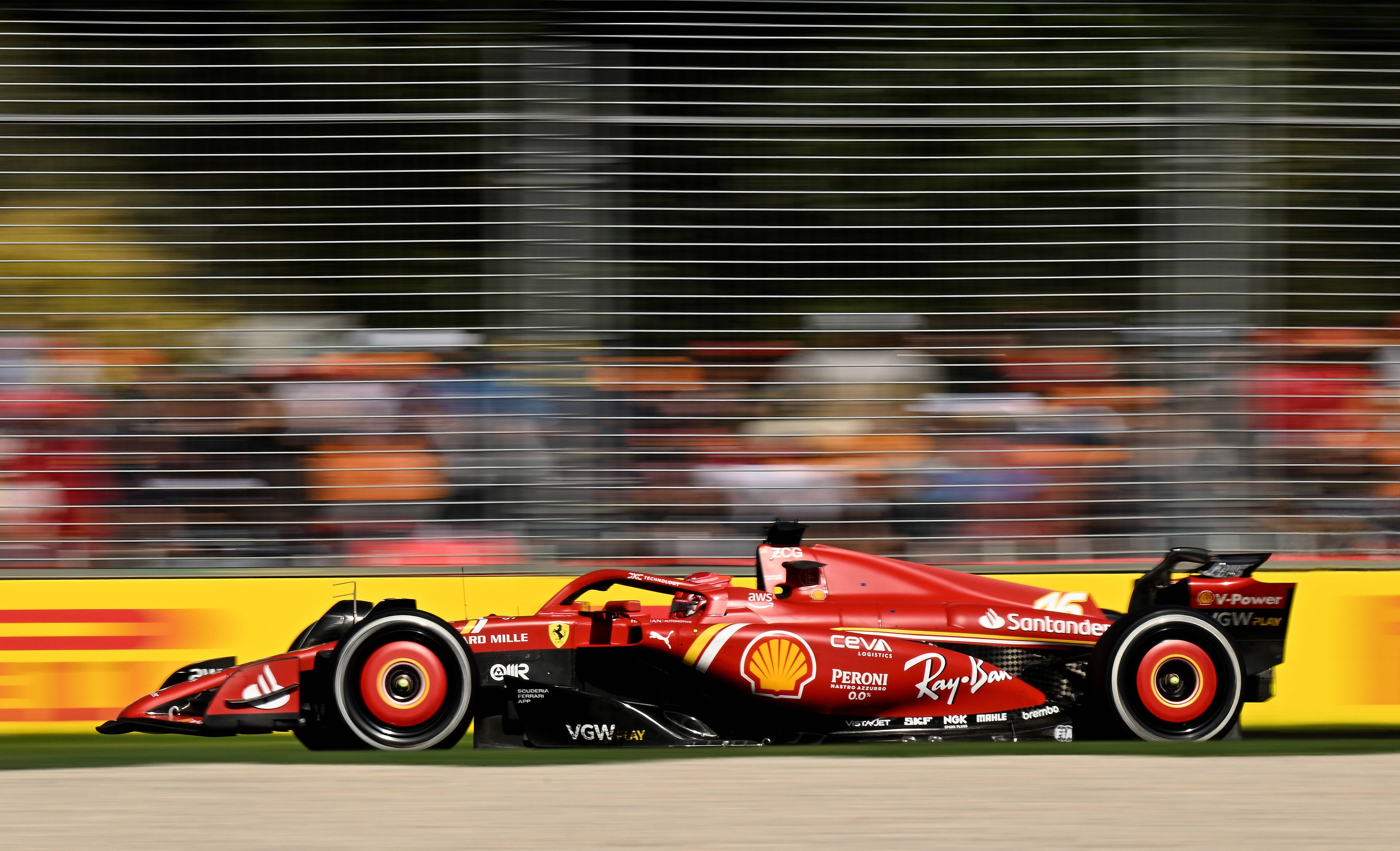 法拉利力克雷诺车队，塞恩斯扛起全队