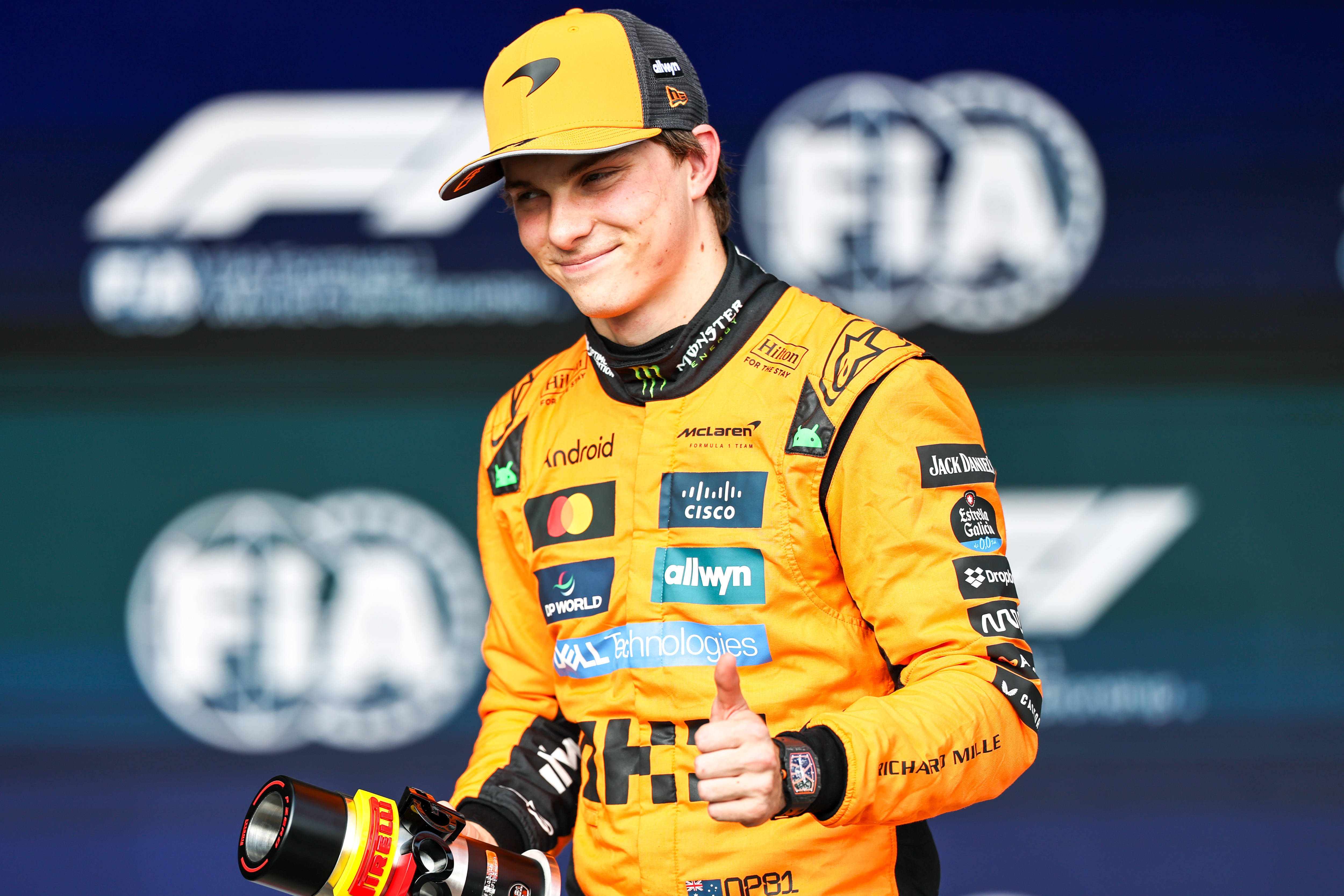 索伯车队横扫威廉姆斯，皮亚斯特里高光表现