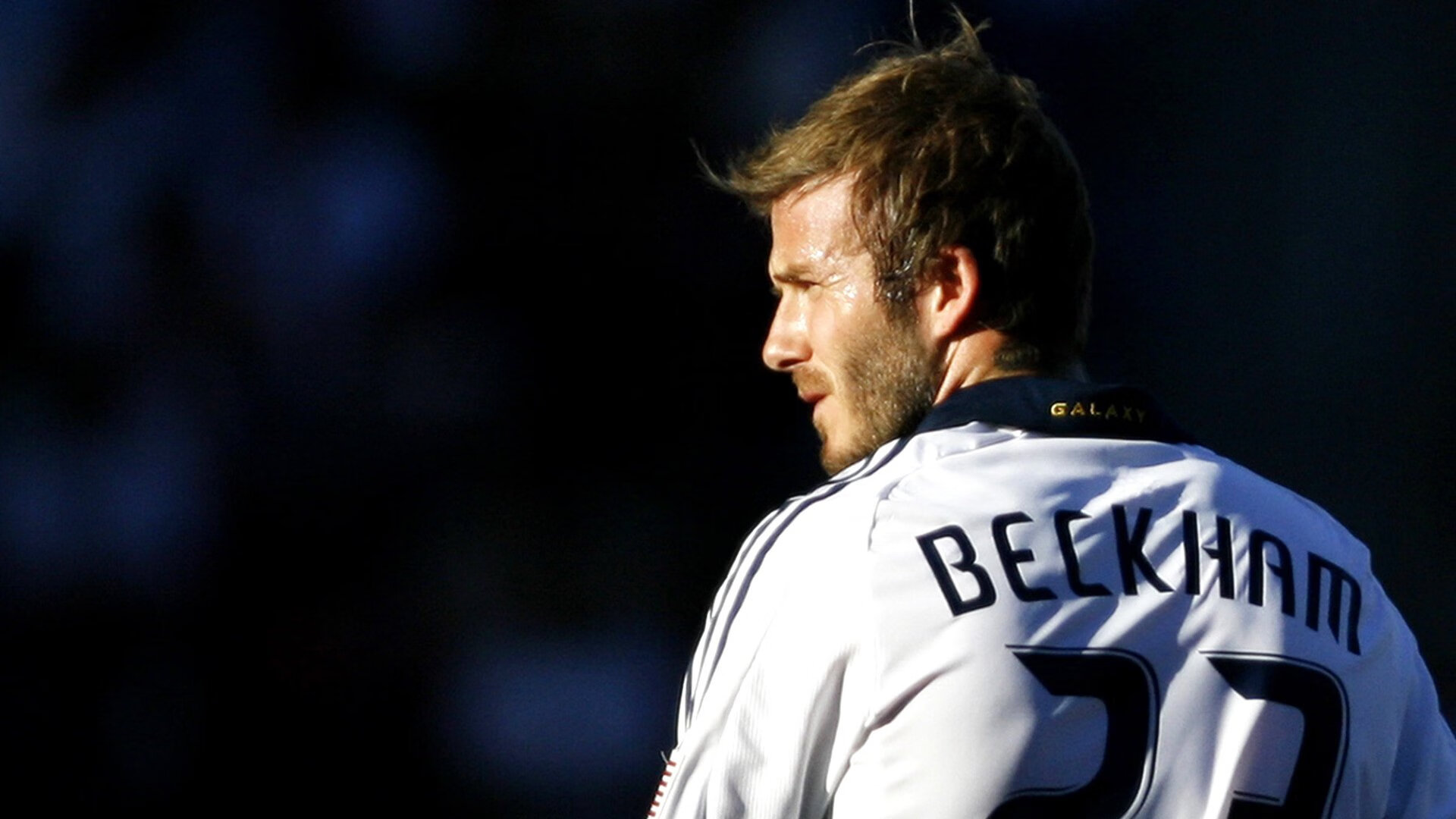 德甲争冠战前夜，奥地利战术革新启示，如何击溃塞内加尔式防线