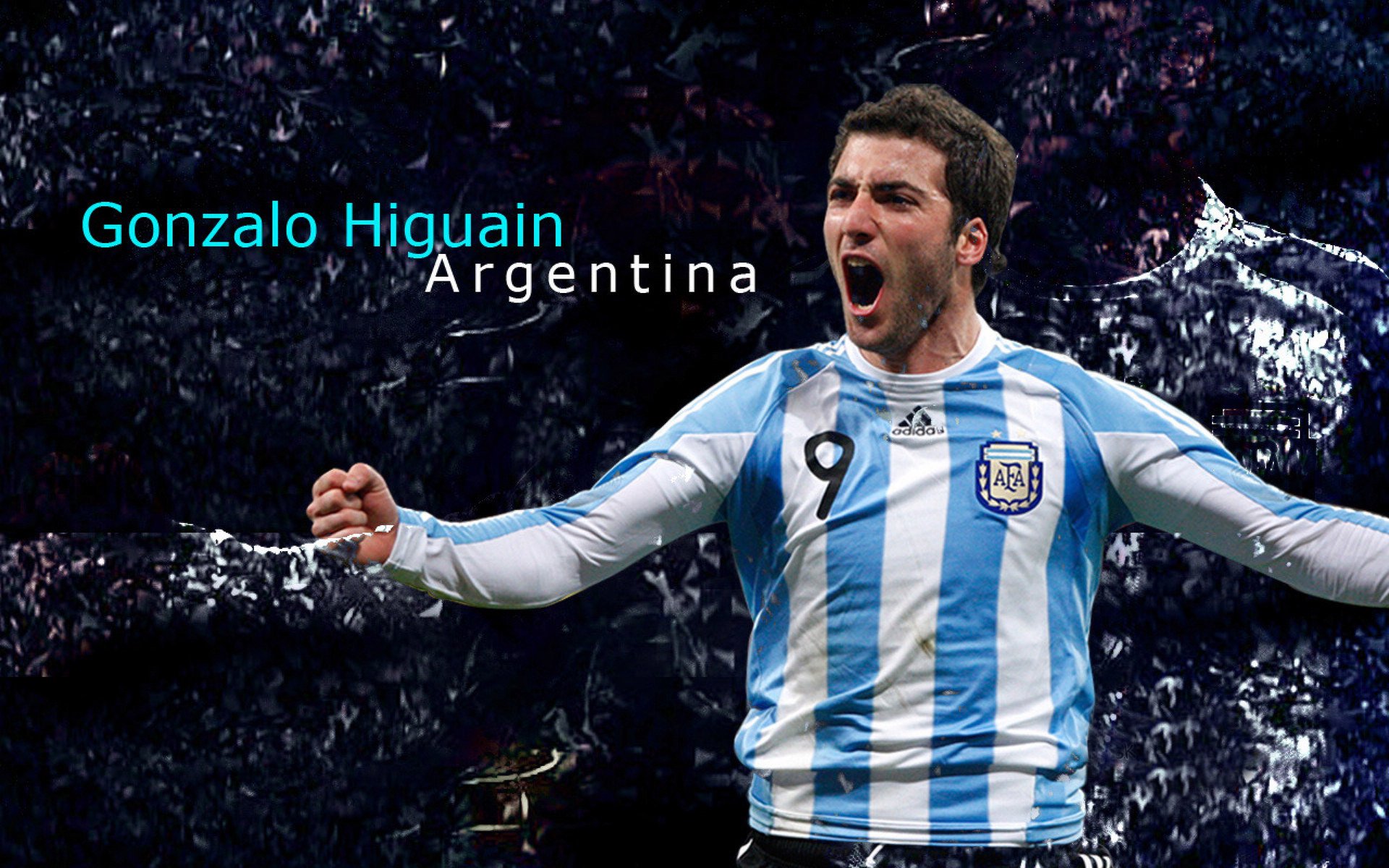 赛道上的心跳时刻，雷诺绝杀阿斯顿马丁，塞恩斯刷新历史纪录