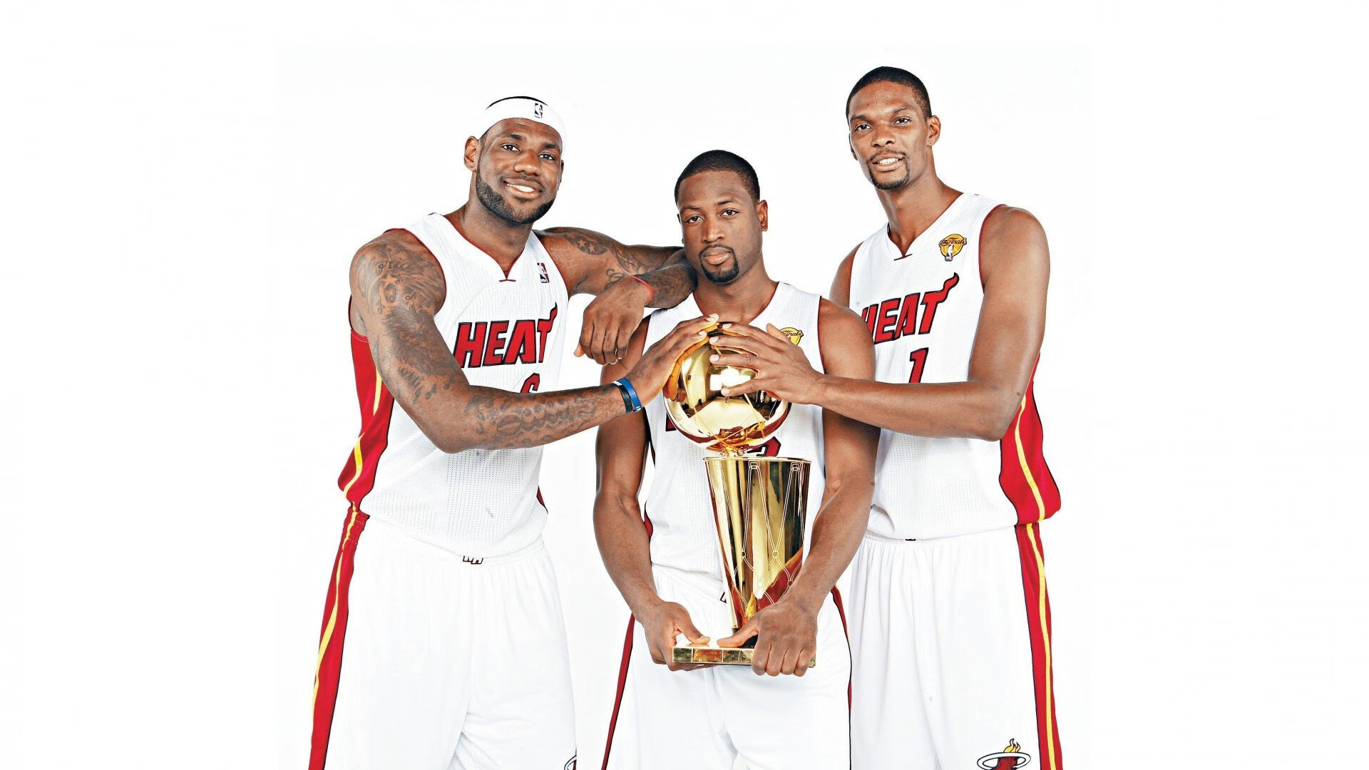 节奏的双重独白，中国如何定调卡塔尔棋局，奥亚尔萨瓦尔在NBA季后赛书写孤胆史诗